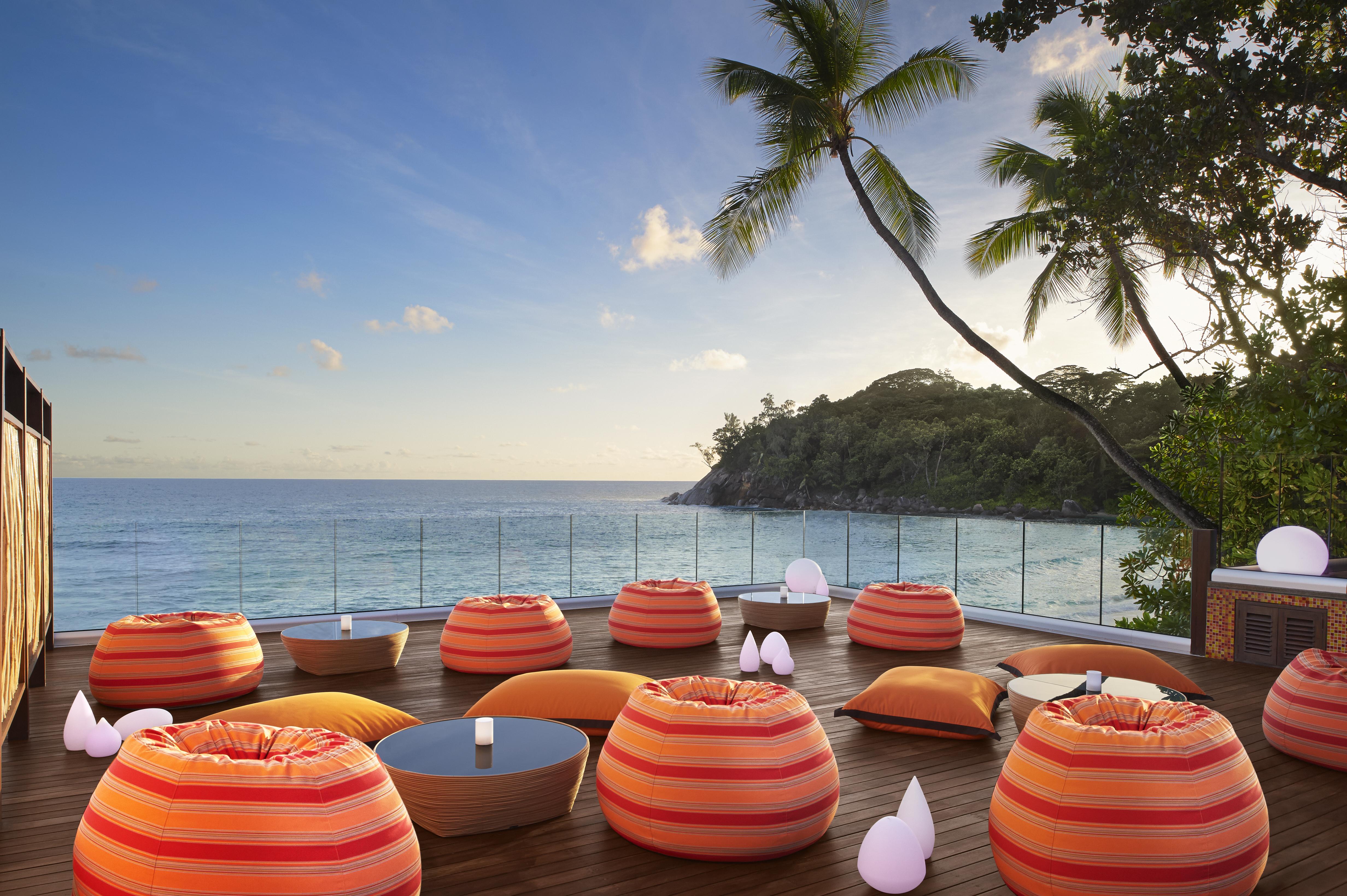 Avani Barbarons Seychelles Resort Grand Anse  Buitenkant foto