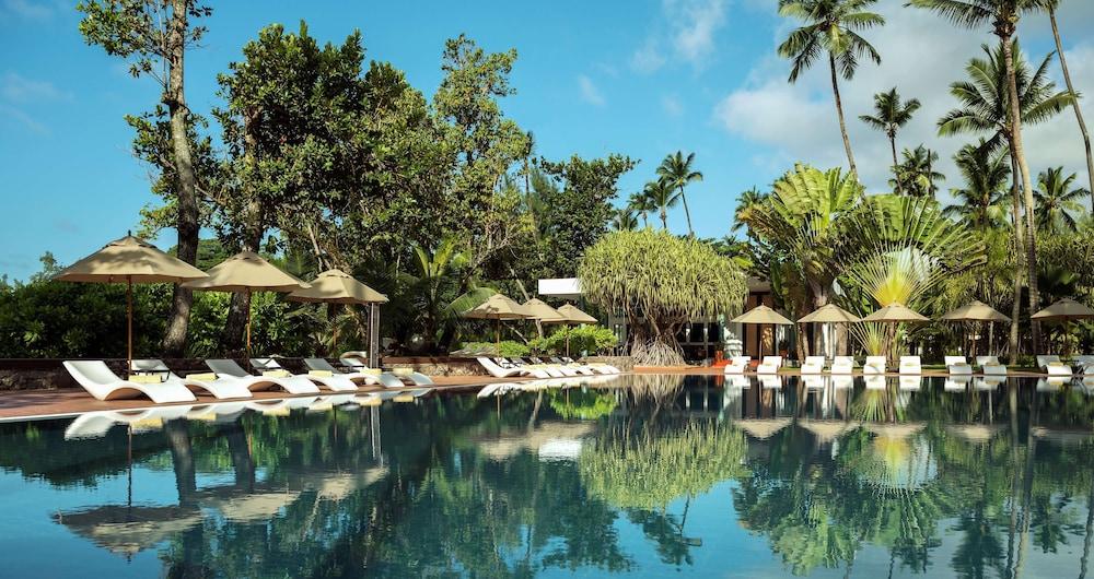 Avani Barbarons Seychelles Resort Grand Anse  Buitenkant foto