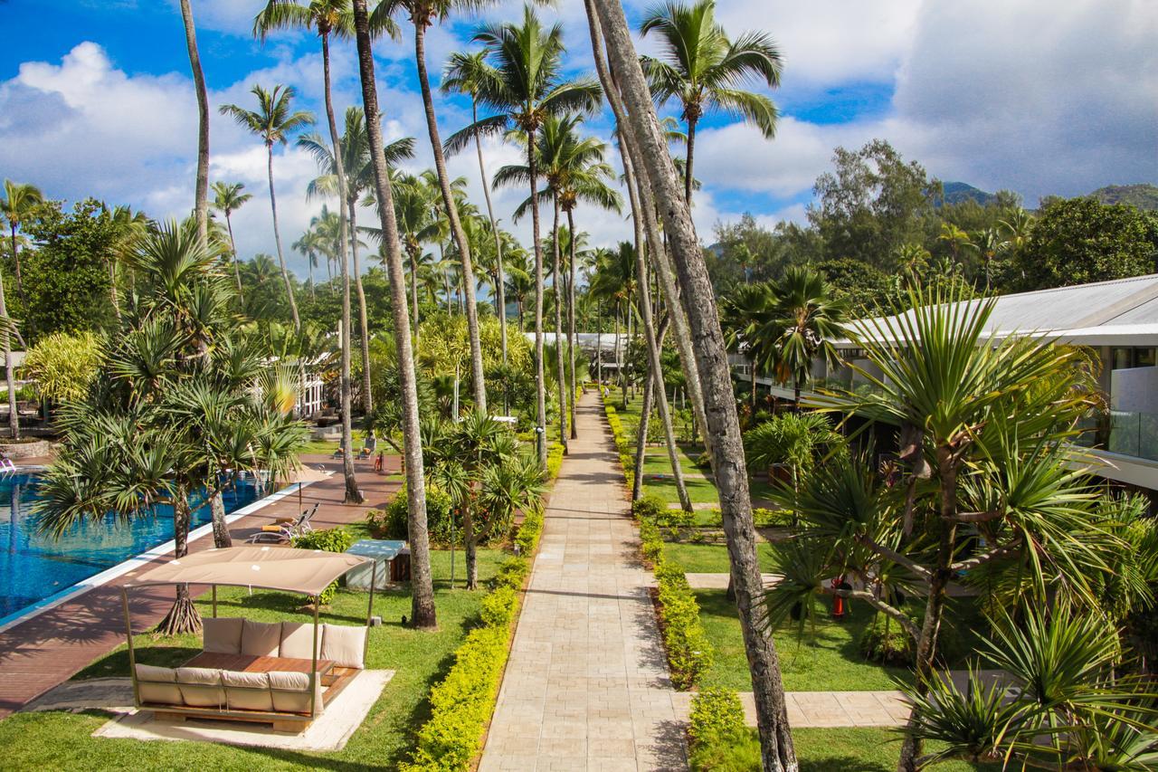 Avani Barbarons Seychelles Resort Grand Anse  Buitenkant foto